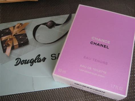 chanel kvepalai douglas.